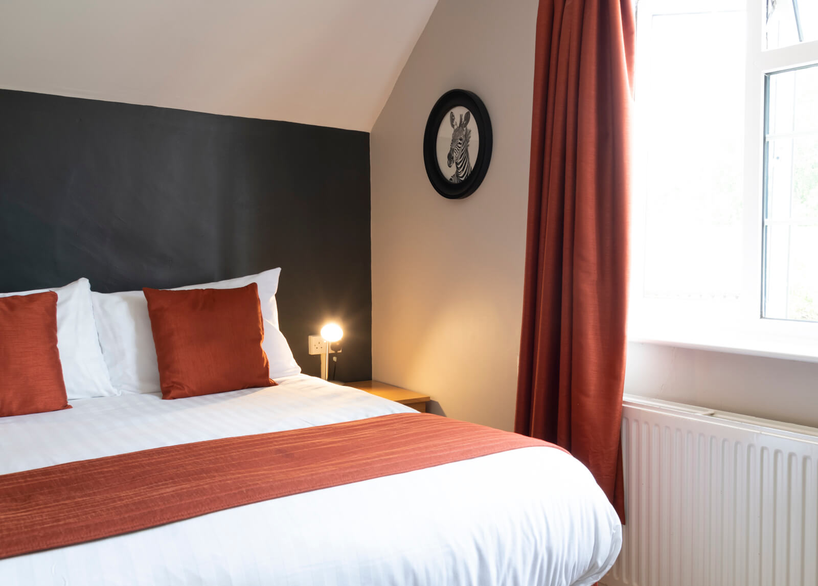 Pettifers Hotel