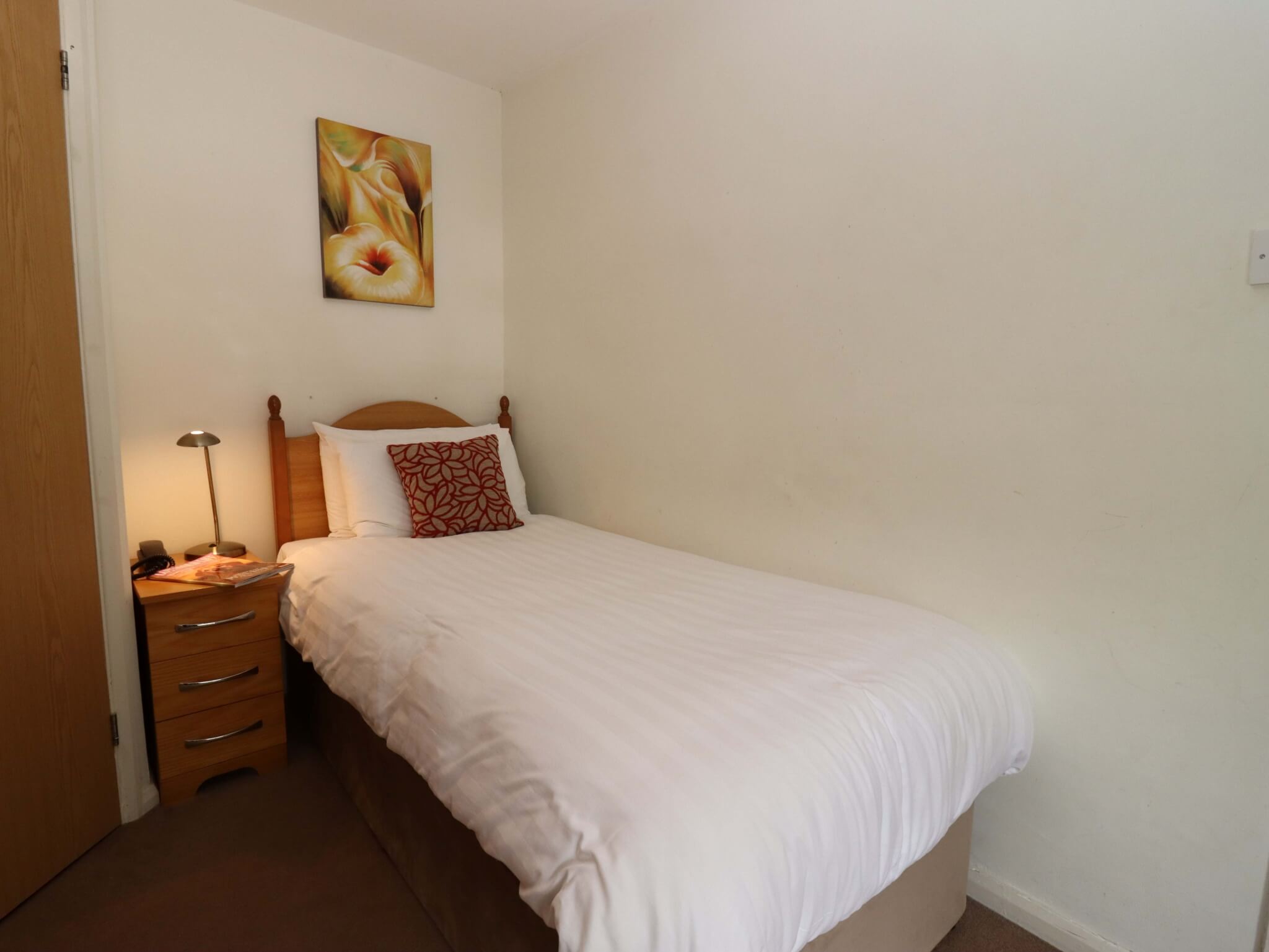 Pettifers Hotel